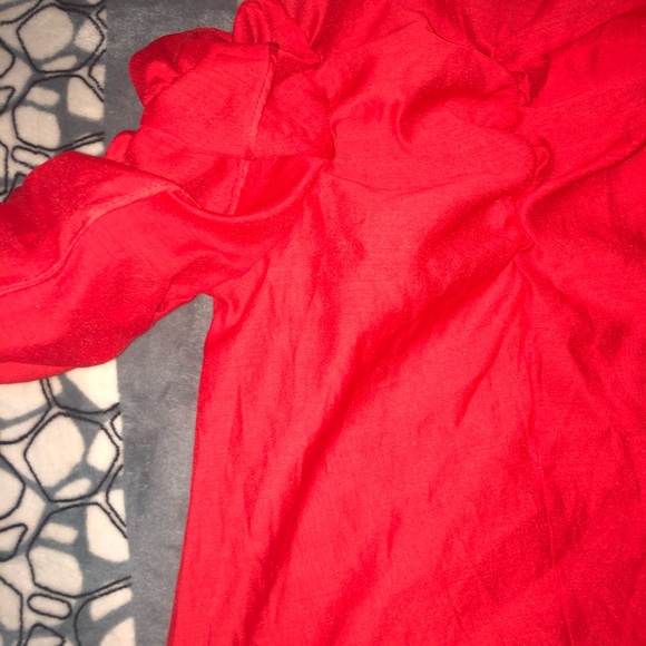 red ruffle blouse - Picture 2 of 3